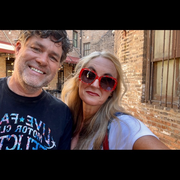 Meet your Posher, Toni - Picture 8 of 8